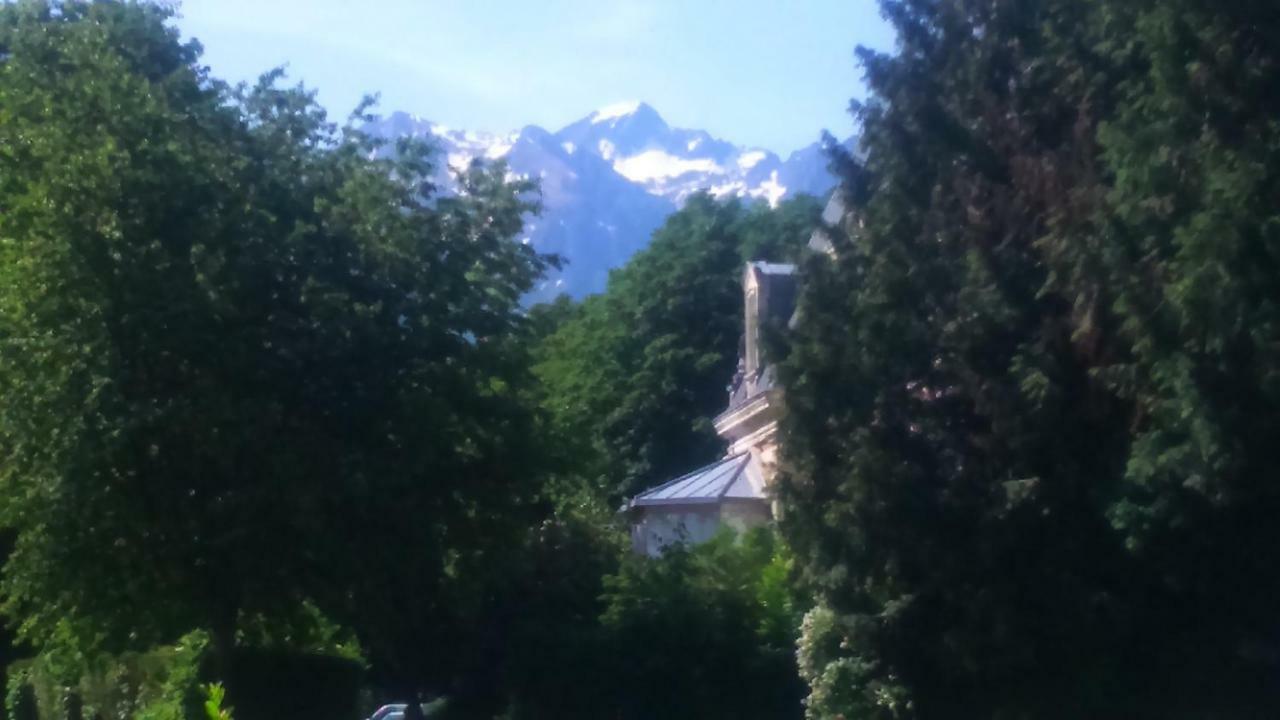 Appartement T2 Jardins De Ramel Bagneres-de-Luchon Exterior photo